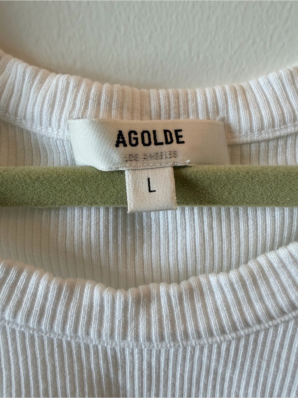 Agolde White Ribbed Cropped Tank - Picture 2 of 3